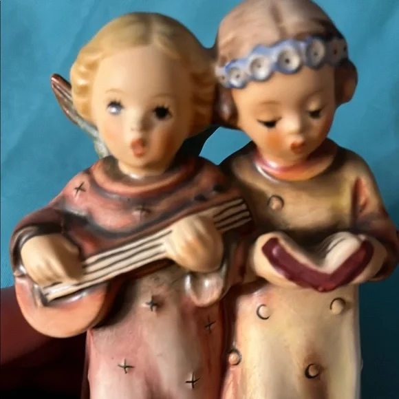 VINTAGE Goebel Hummel Angelic Song - Picture 3 of 8